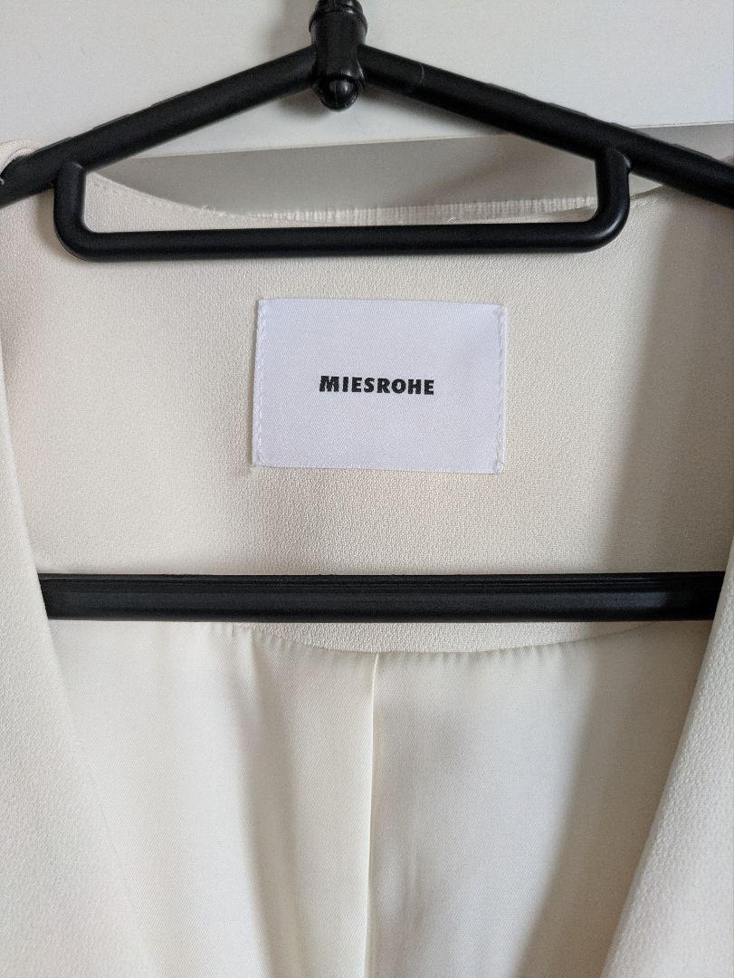 MIESROHE] 定価24,200円 コンフォートマニッシュベストホワイト