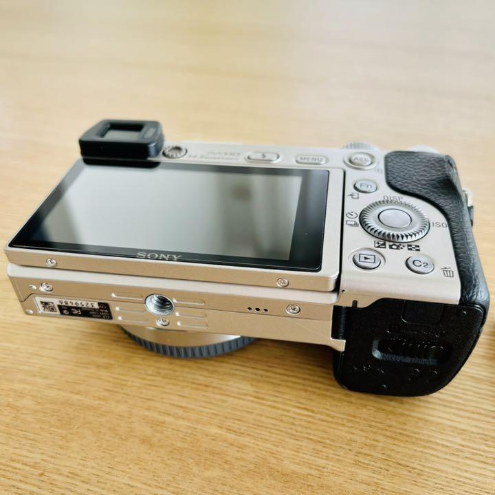 セール最新作 ◉美品◉SONY 本体 iMLha-m83908047584 ILCE−6000 国産お得