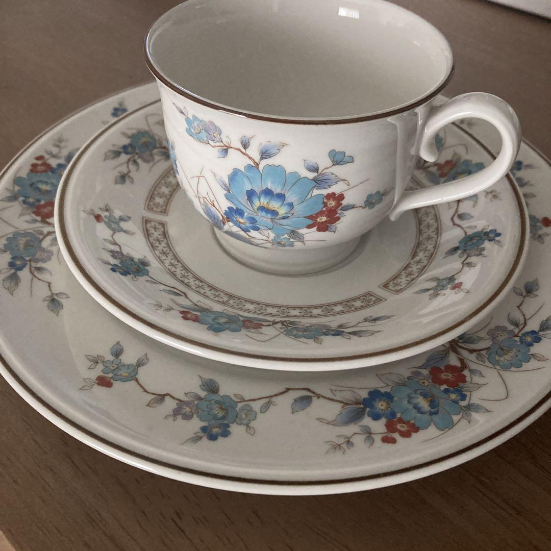 ノリタケ 花柄 コーヒーカップ ソーサ トリオ