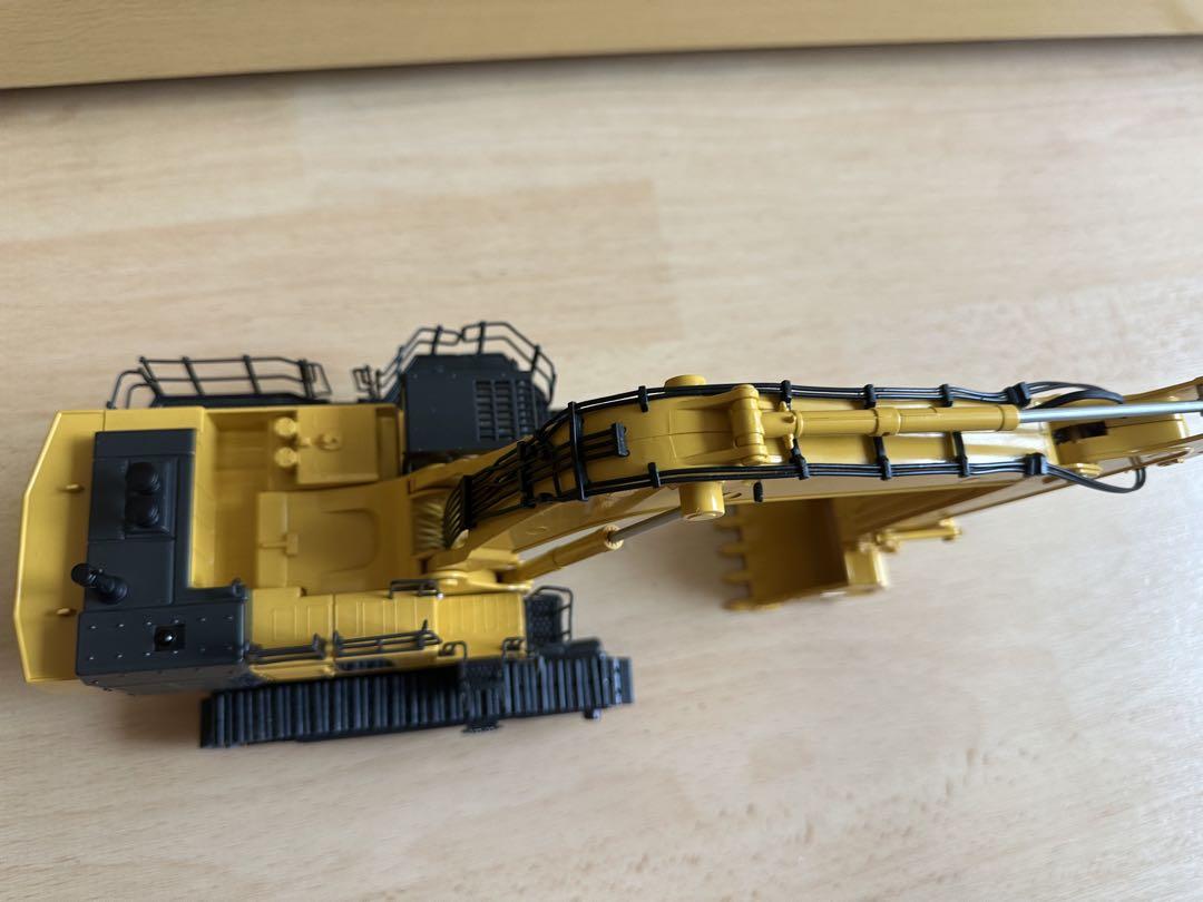 KOMATSU PC1250-8 油圧ショベル 1/50スケール
