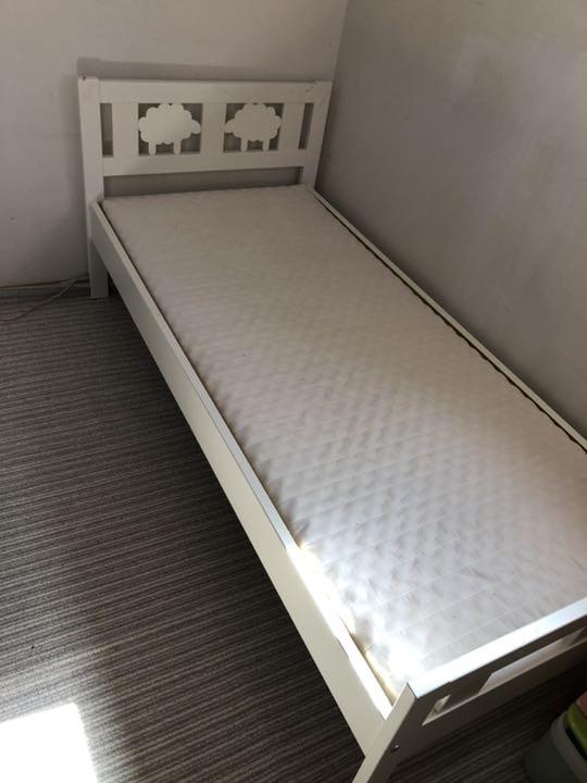 IKEA KRITTER クリッテル すのこ、ベッドマット付 - メルカリ IKEA KRITTER クリッテル すのこ、ベッドマット付 - メルカリ