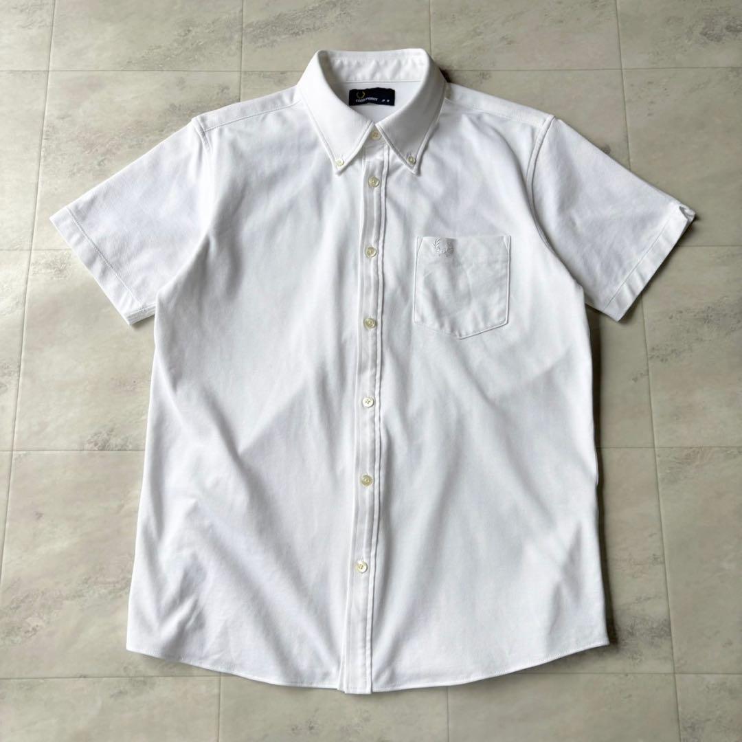 『FRED PERRY』半袖ポロシャツ／月桂樹／刺繍ロゴ／ボタンダウン／日本製