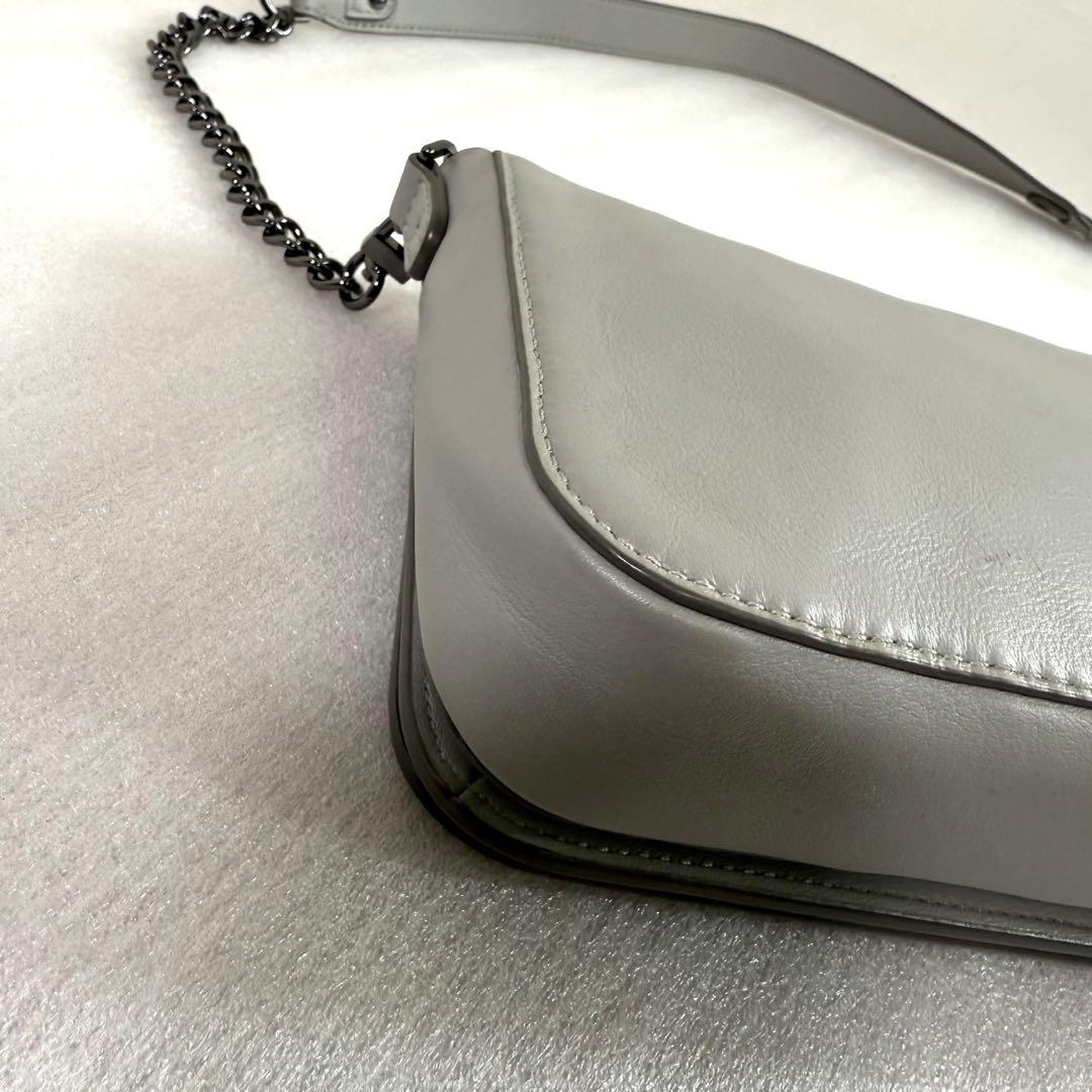 美品　トリーバーチ ショルダーバッグ　グレー レザー　チェーン　レディースバッグ