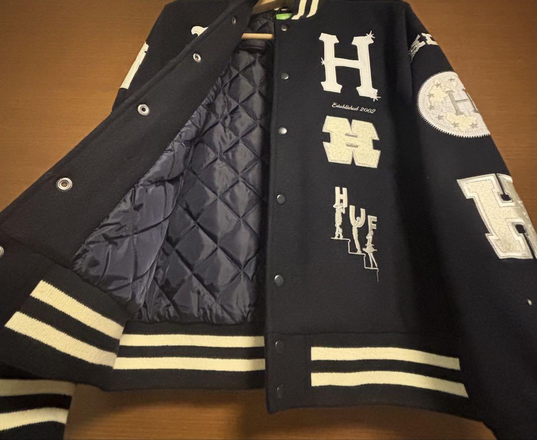 HUF ハフ　ブルゾン　スタジャン