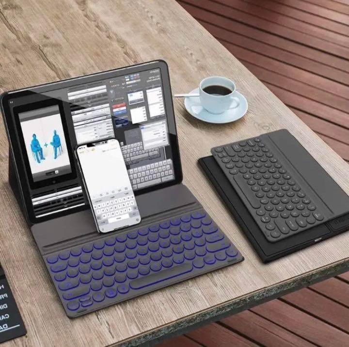 高級PUレザー製❣iPad専用設計で使い勝手＆利便性抜群♪❤ケース＆キーボード 高級PUレザー製❣iPad専用設計で使い勝手＆利便性抜群♪❤