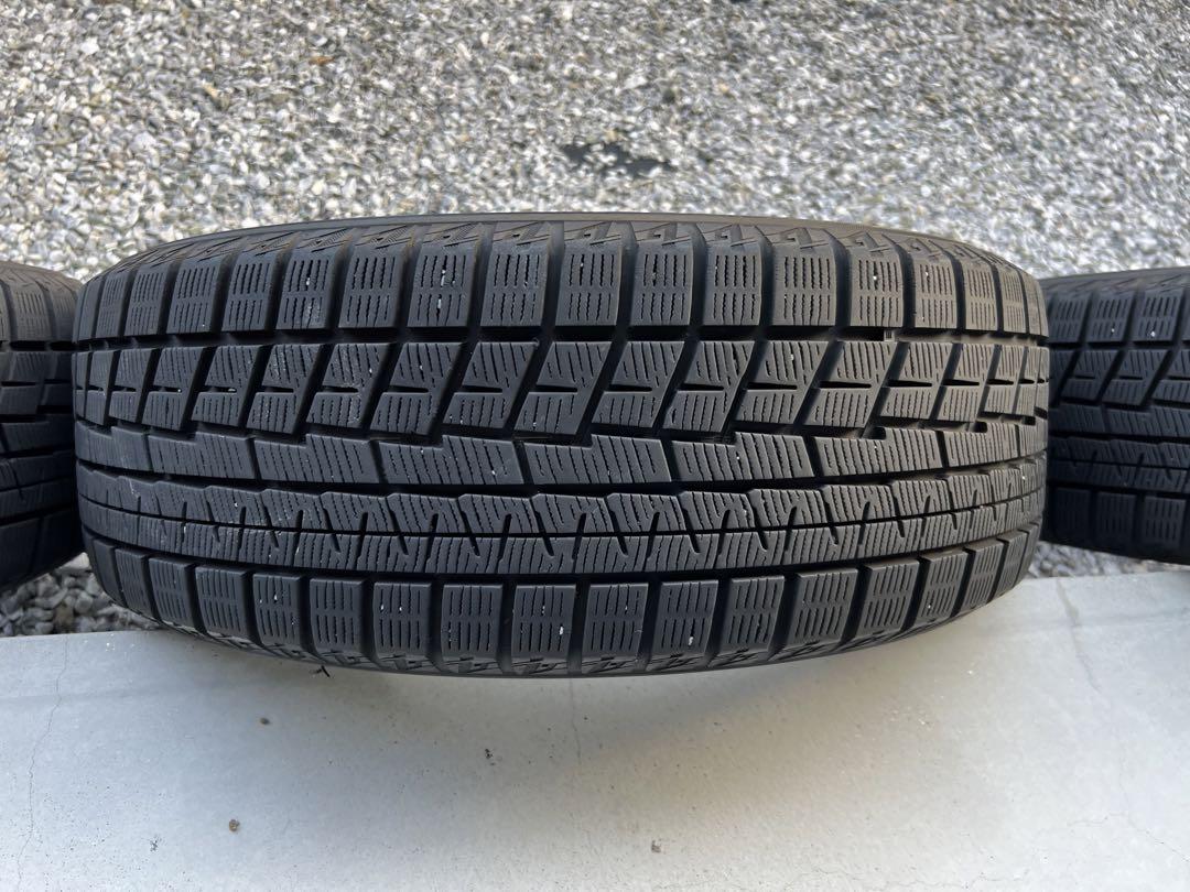 スタッドレスタイヤ205/55R17 アイスガードシックスIG60 専用袋付き