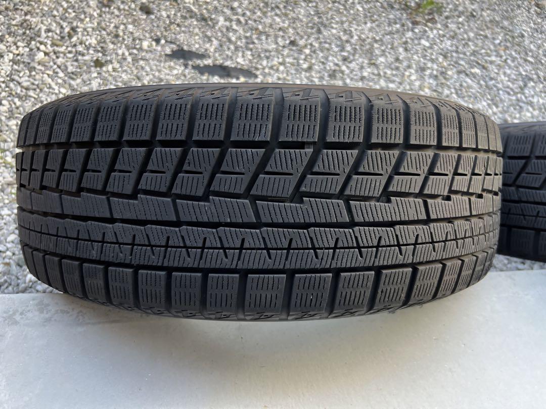 スタッドレスタイヤ205/55R17 アイスガードシックスIG60 専用袋付き