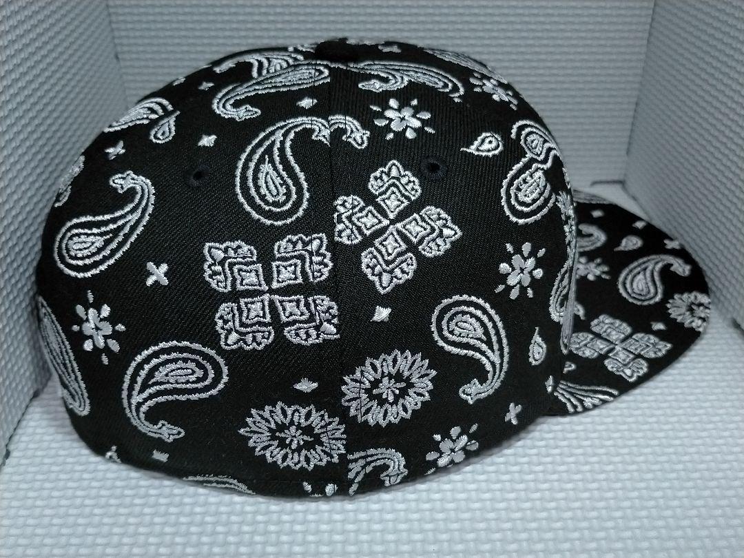 『7 3/4』ニューエラ キャップ ヤンキース ペイズリー刺繍 総柄 黒 帽子 『7 3/4』ニューエラ キャップ ヤンキース ペイズリー刺繍 総柄 黒 帽子