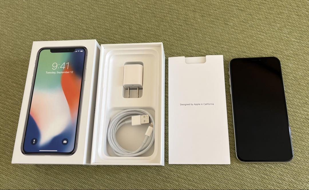 【美品】Apple iPhone X 64GB シルバー 本体