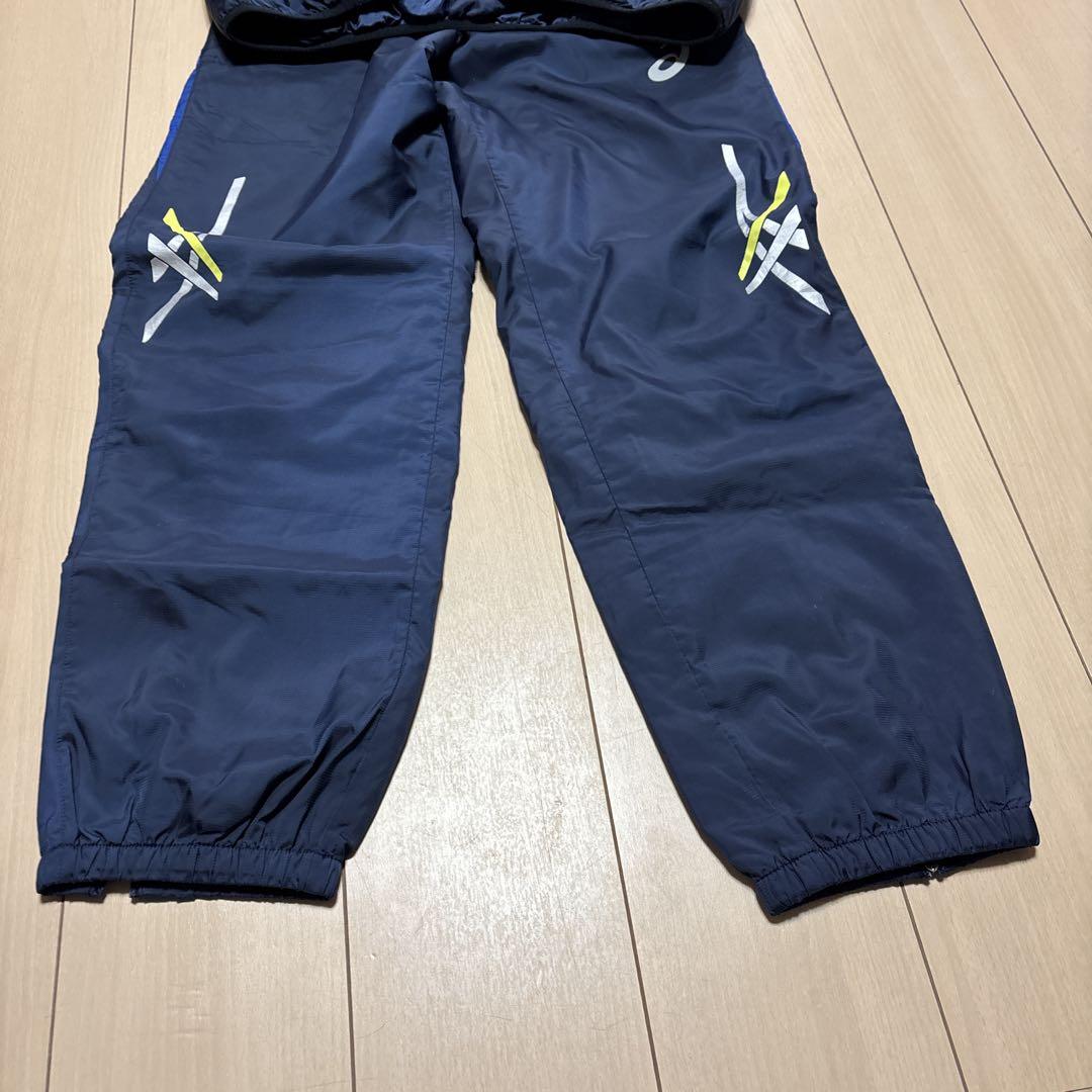 アシックス　ナイロン中綿上下ピステ　ジャージ
