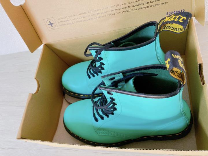 好評特価 Dr.Martens ドクターマーチン 8ホール ターコイズカラー 美品 CPb4W-m83952802336 高評価即納
