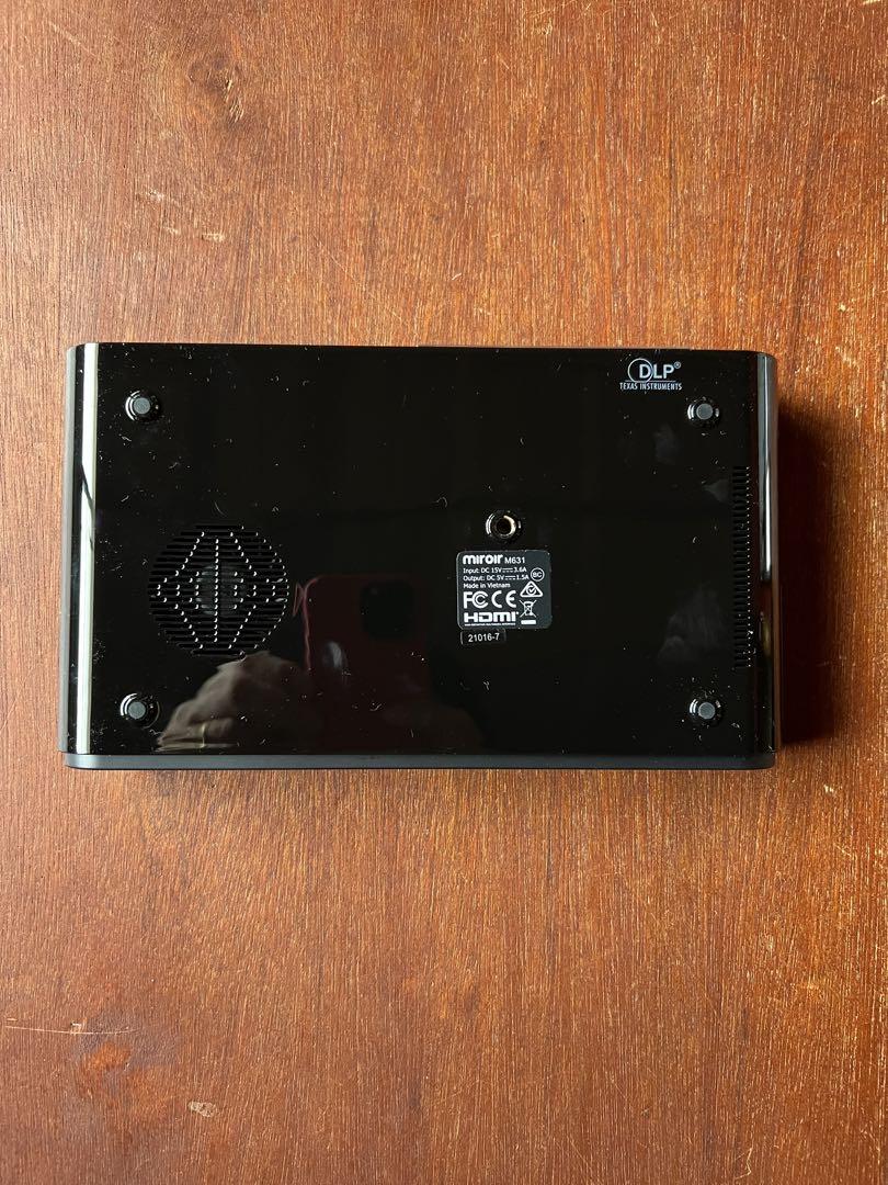 Miroir Ultra Pro Projector M631 プロジェクター