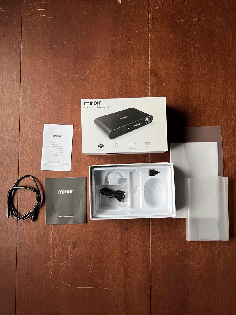 Miroir Ultra Pro Projector M631 プロジェクター