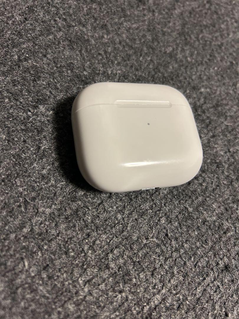 AirPods3 [2021]本体 ホワイト 充電ケース付き