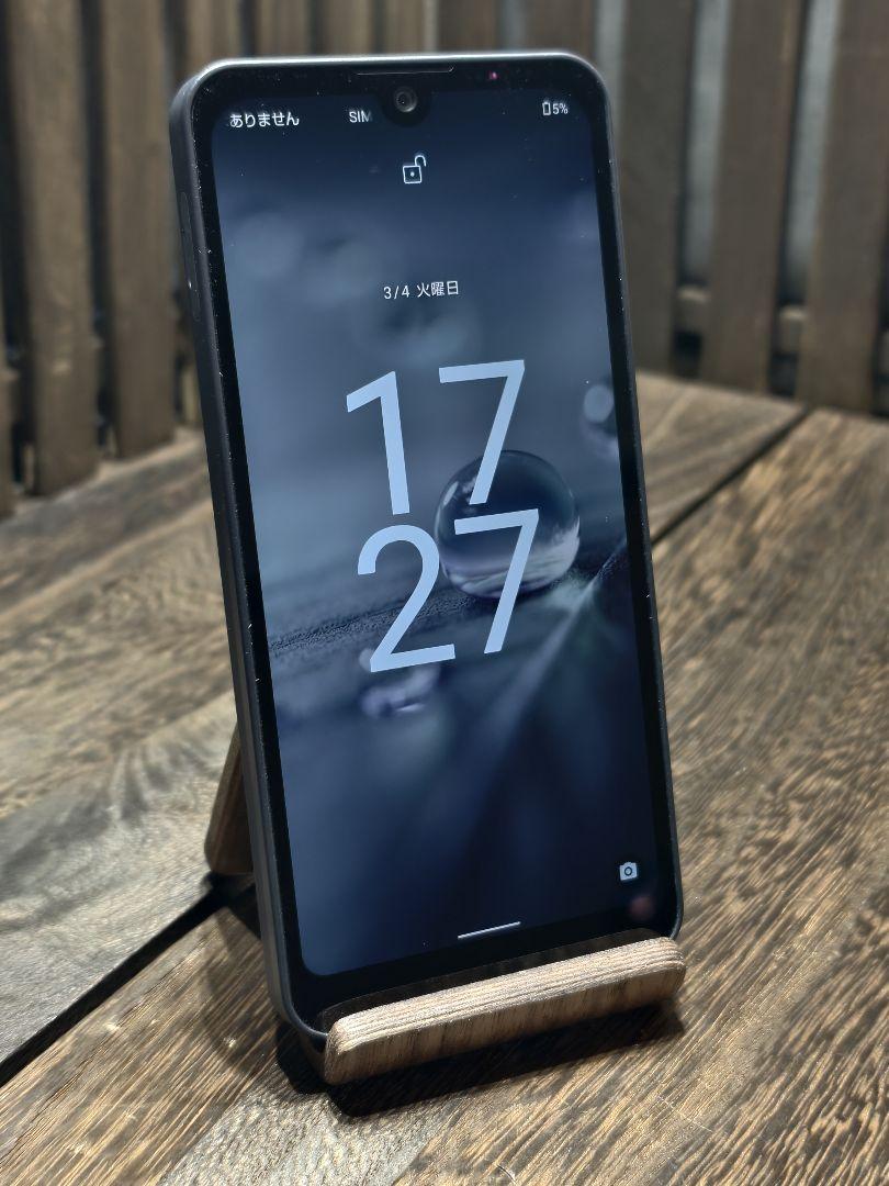 美品　AQUOSwish2 A204SH　SIMフリー　スマホ