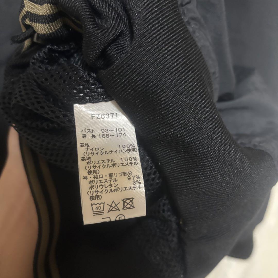 FRED PERRY ブラック ナイロンジャケット