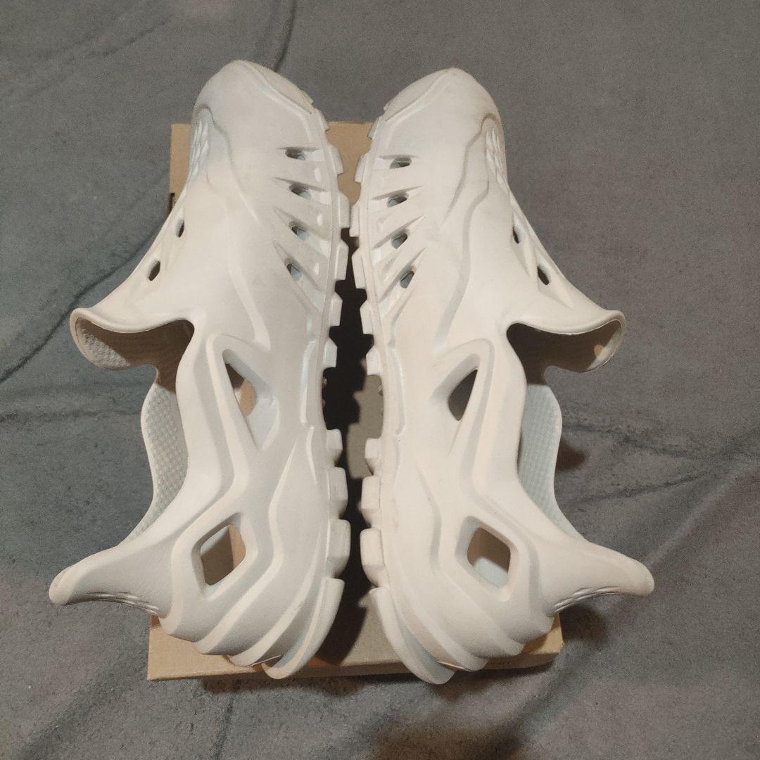 VANS ホワイト スリッポンサンダル