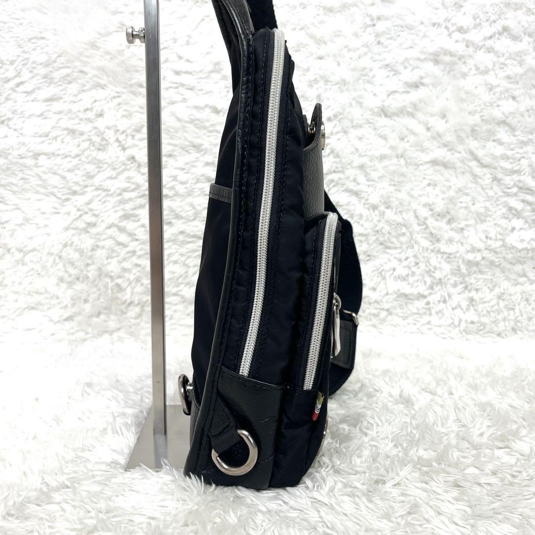 極美品　Orobianco ボディバッグ ブラック レザー　ナイロン イタリア製