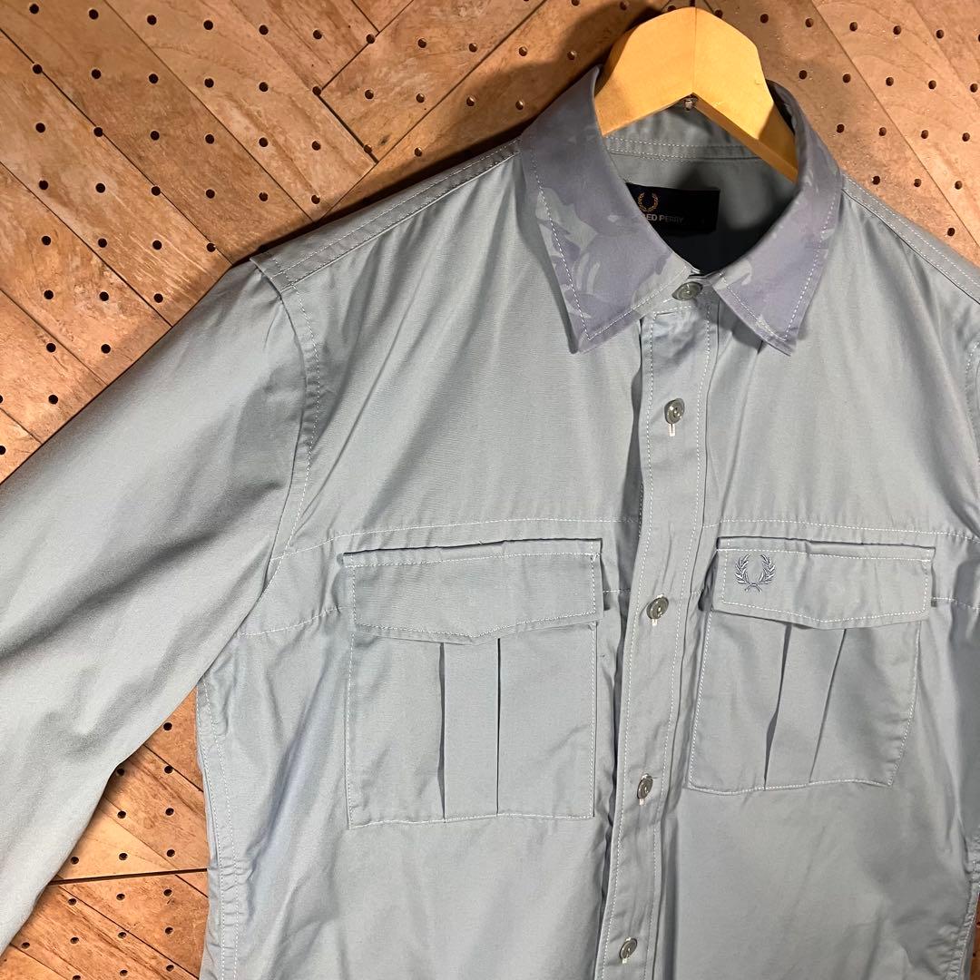 FRED PERRY ブルー 長袖シャツ S 大きめM〜L 襟柄入り 美品