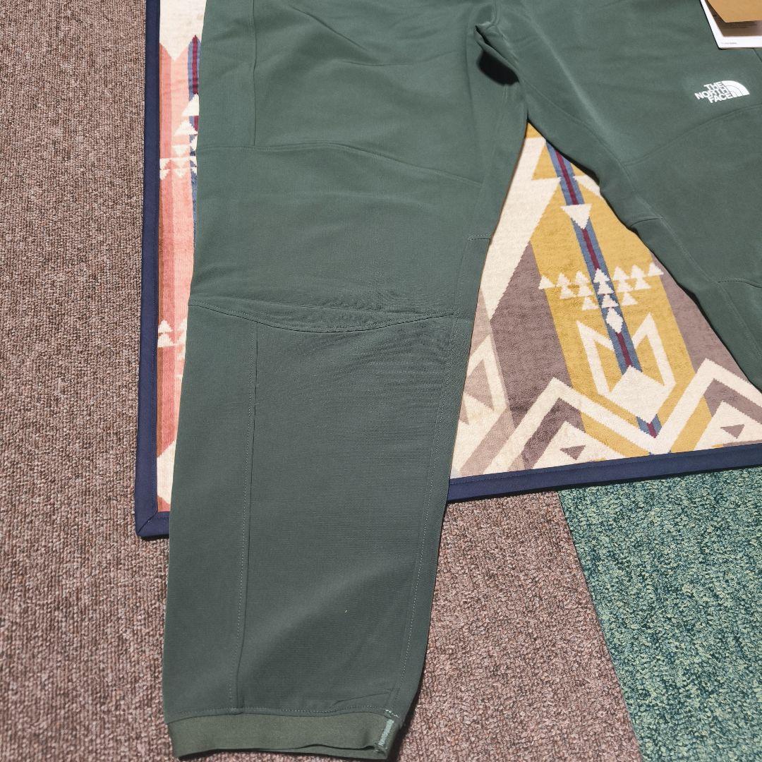 m*t様 新品　激安スタート　ノースフェイス TAKEWARE パンツ　緑