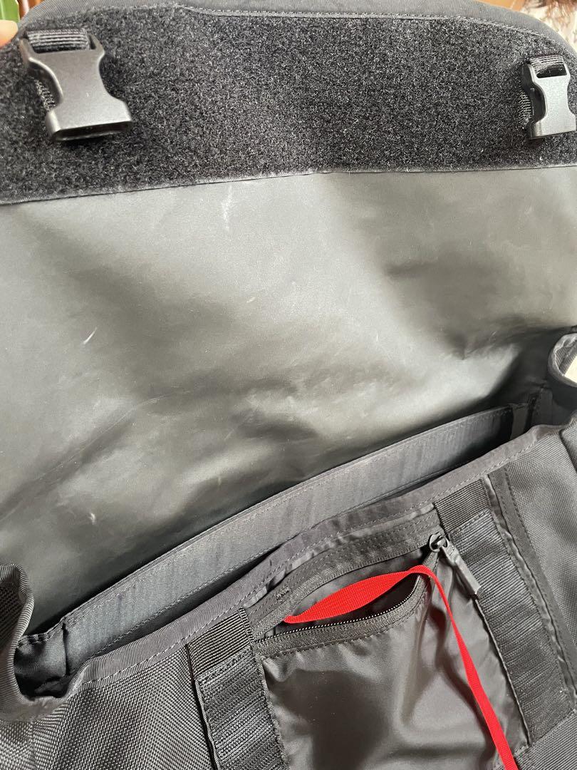 TIMBUK2 メッセンジャーバッグ ブラック 大容量 ショルダーバッグ
