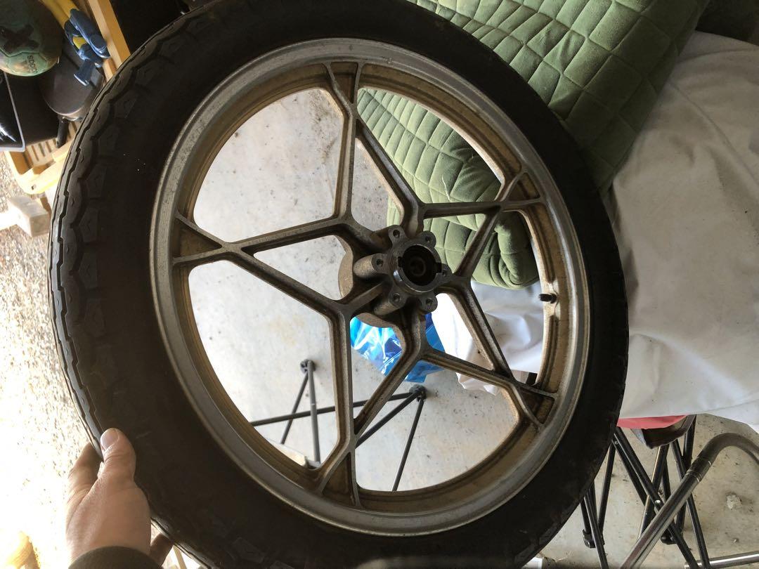 gsx400f gsx400fs フロントホイール