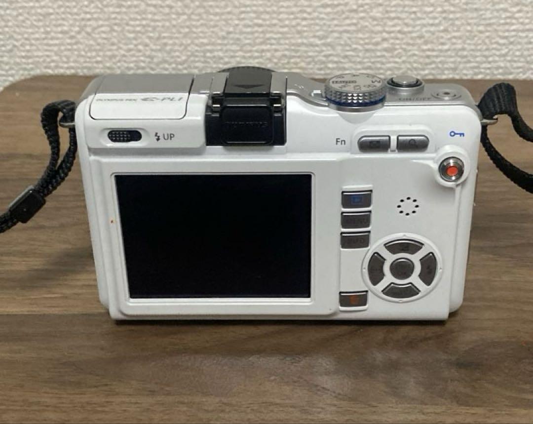 OLYMPUS e-pl1＋パンケーキレンズ