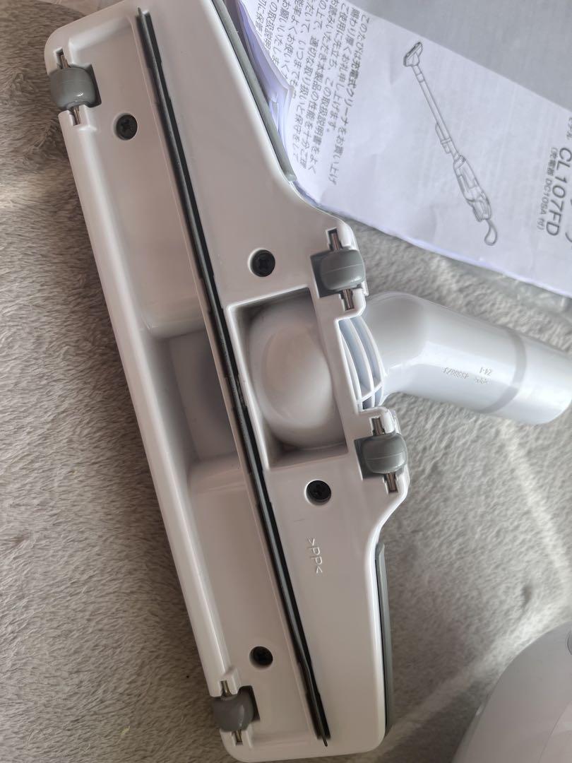 マキタ　makita CL107FD 充電器DC10SA付き