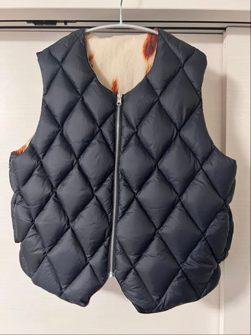 stussy reversible quilted vest 