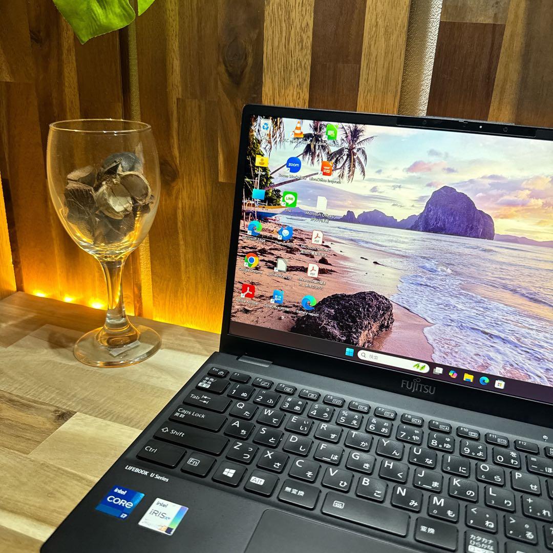 準美品‼️LIFEBOOK☘️最高峰i7☘メモリ16GB☘️フルHD☘ノートパソコン