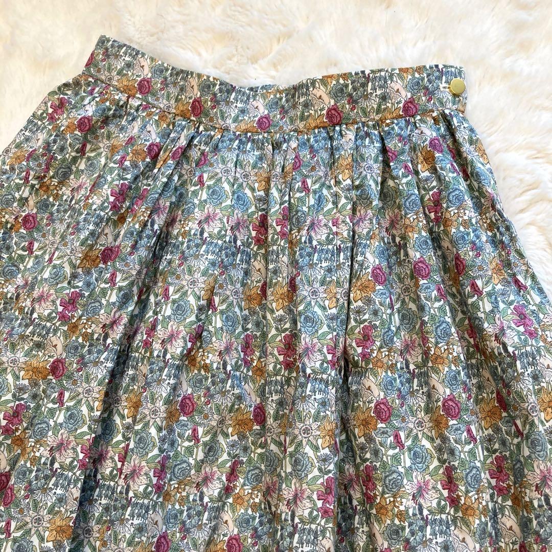 【新品タグ付き】Te chichiテチチ／リバティタナローンフラワー柄スカート