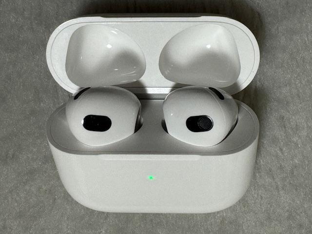 第３世代  Ａｐｐｌｅ    ＡｉｒＰｏｄｓ