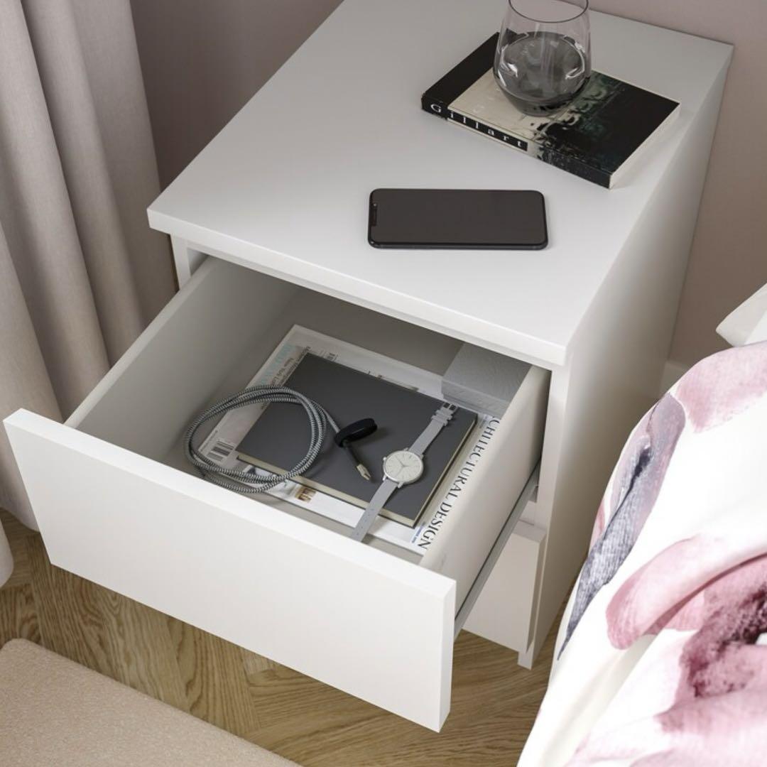 IKEA MALM サイドテーブル ベッドテーブル