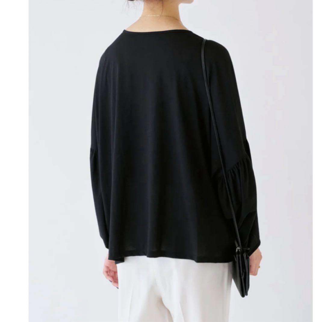 BEARDSLEY(ビアズリー)  袖ギャザーシアーTee　ブラック18700円 BEARDSLEY(ビアズリー) 袖ギャザーシアーTee ブラック18700円