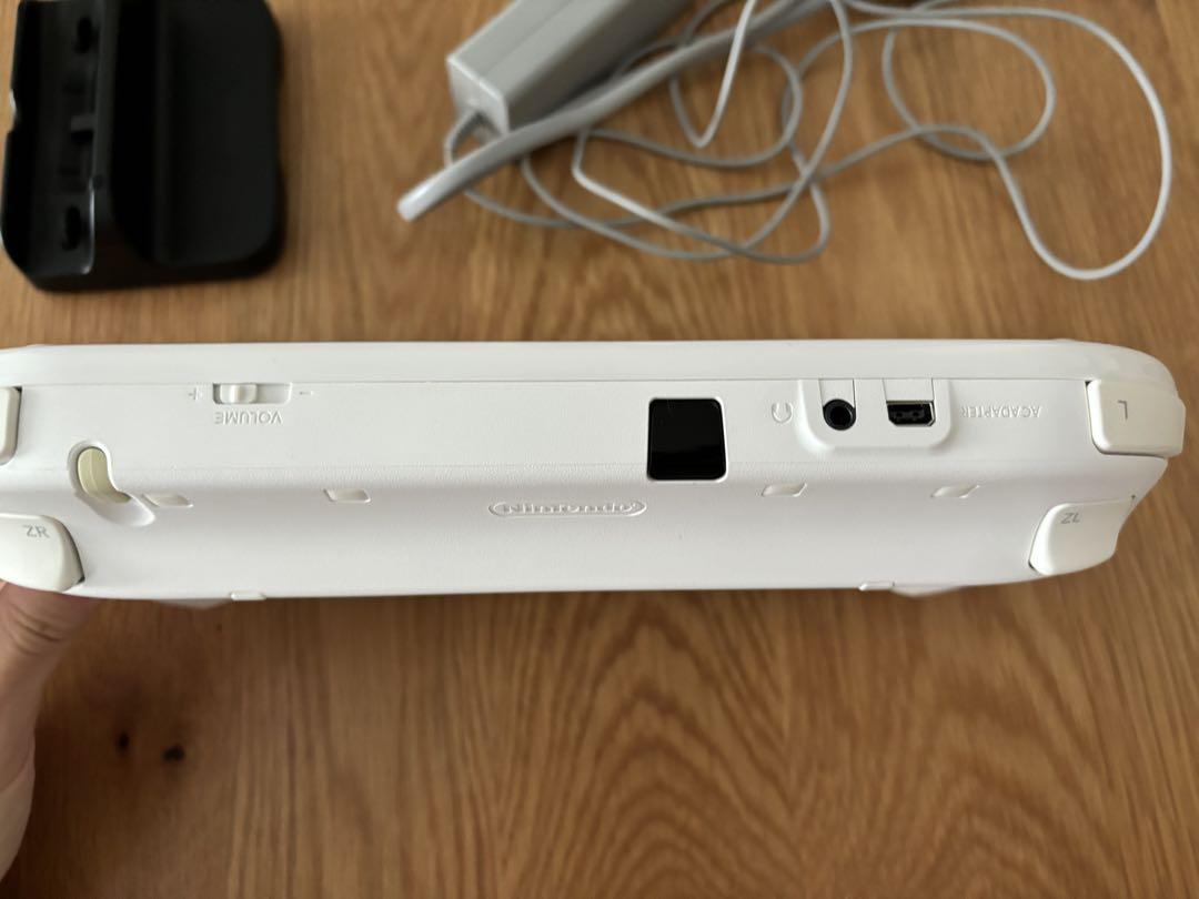 本体32GB シロ