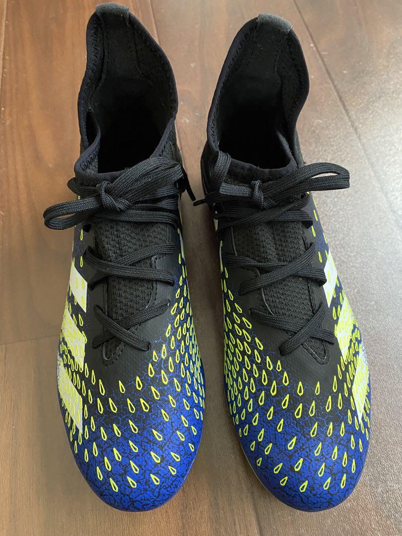 adidas Predator スパイクシューズ ブラック/イエロー/ブルー