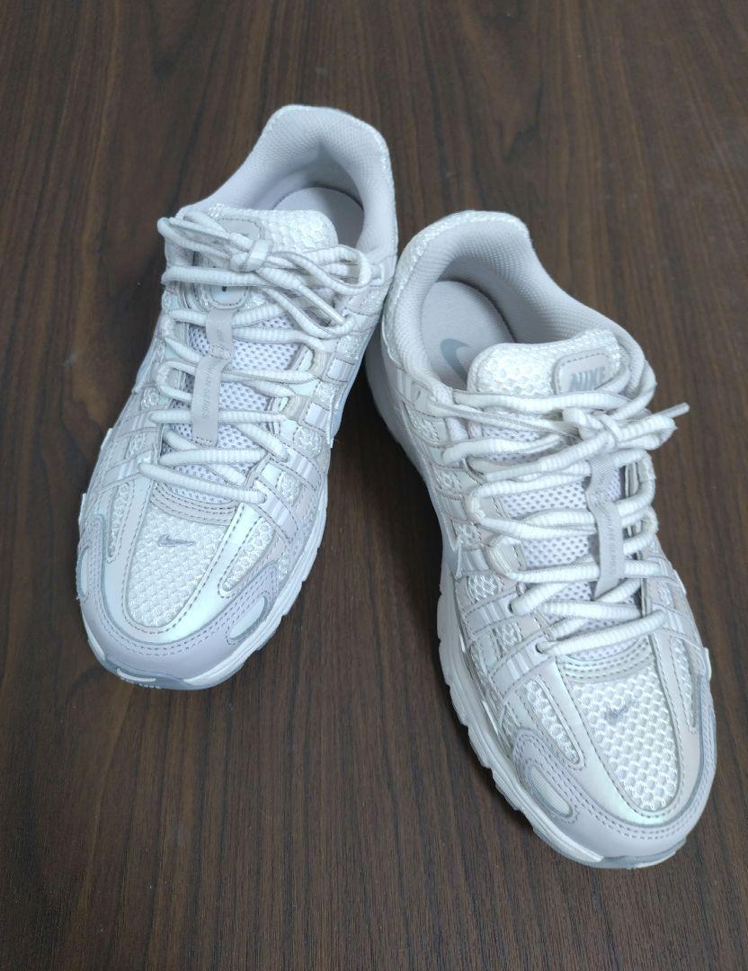 Nike レディース P-6000 スニーカー ホワイト 23センチ