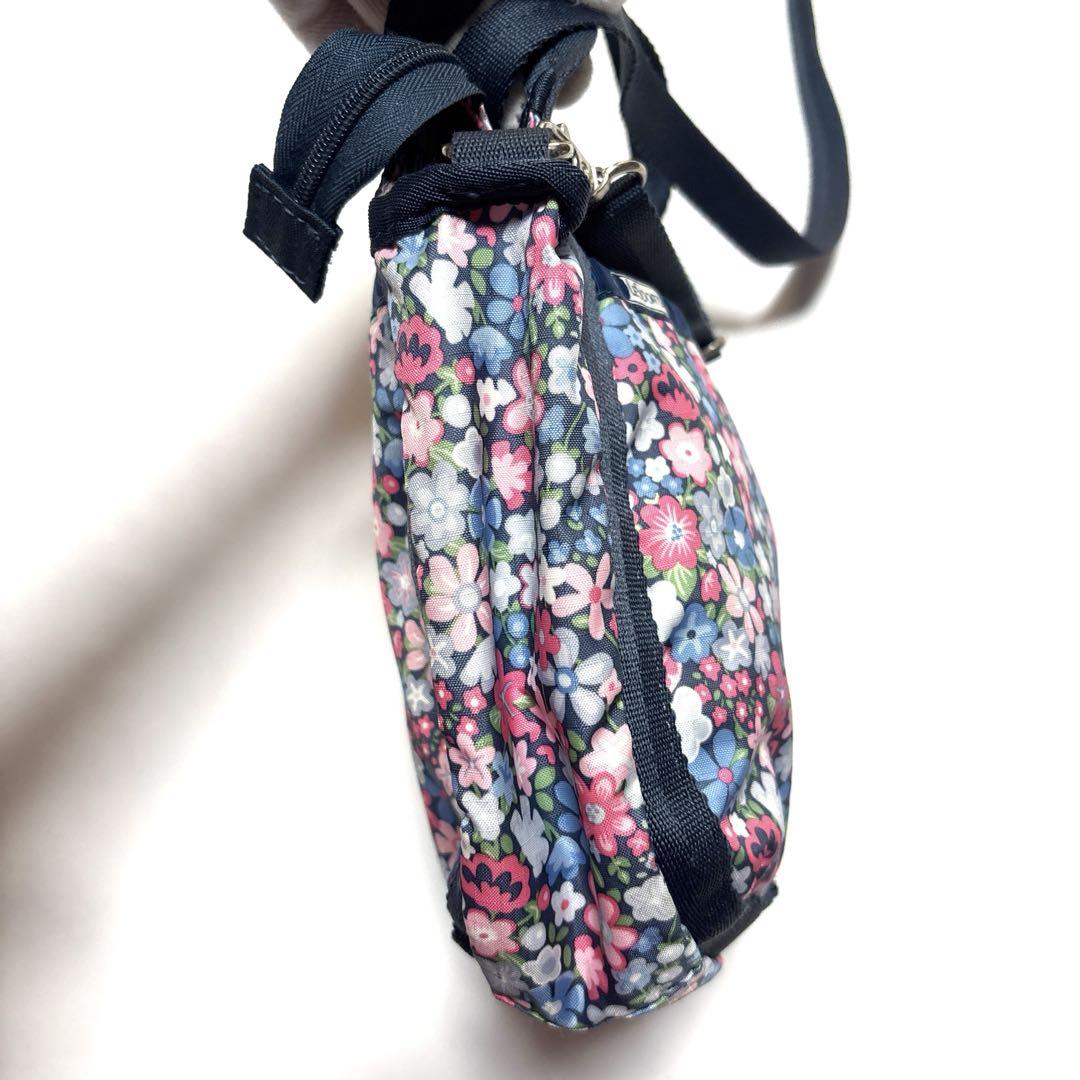 LeSportsac SMALL JENNI 小花柄 ショルダーバッグ - メルカリ