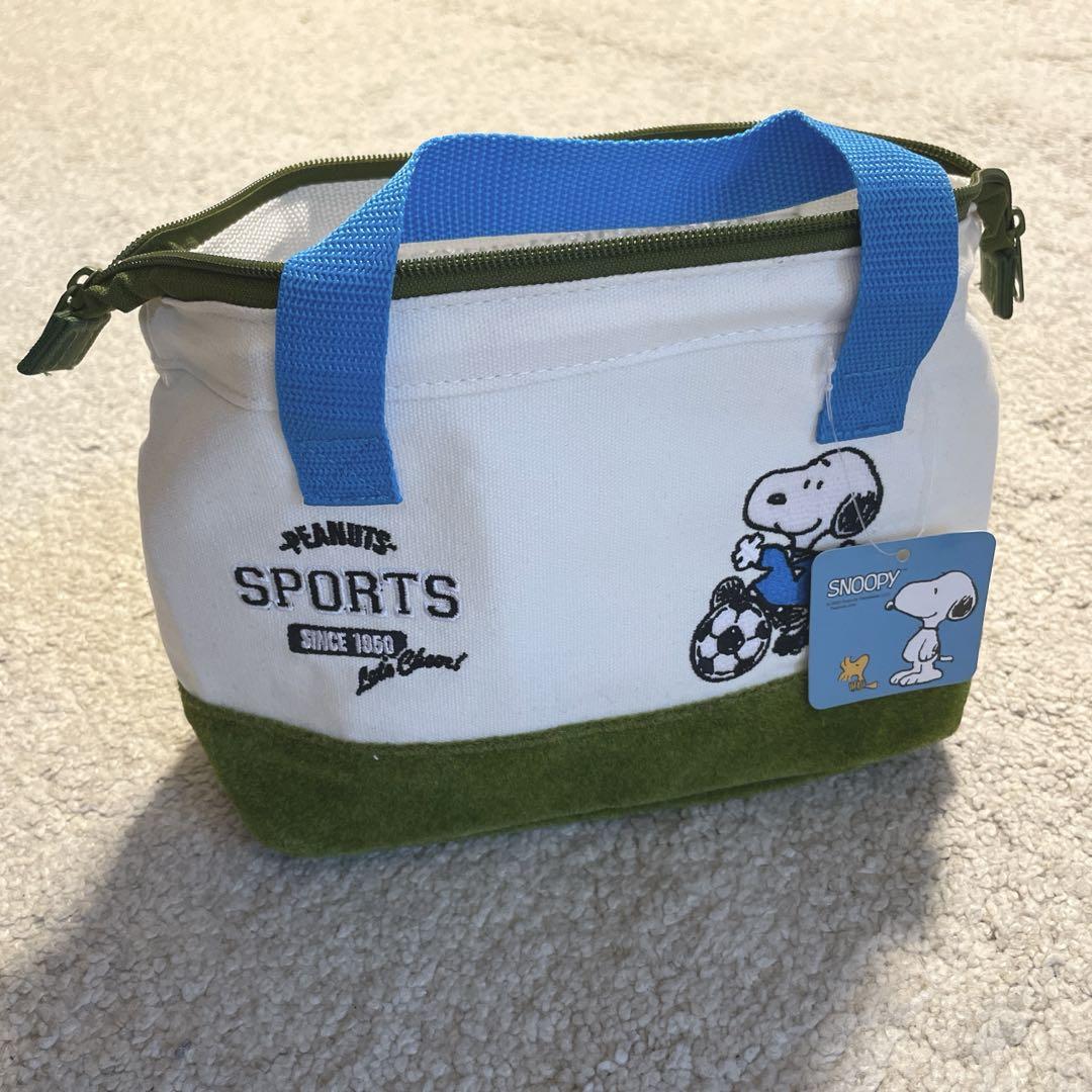 スヌーピー保冷ランチバッグサッカーバージョン