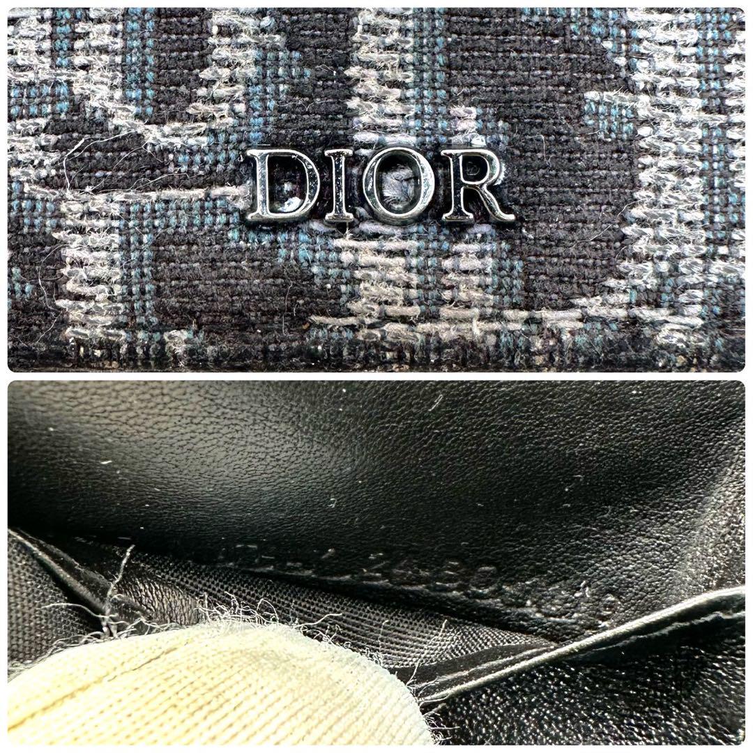 なかなか綺麗♡Christian Dior ディオールロゴプレート三つ折り