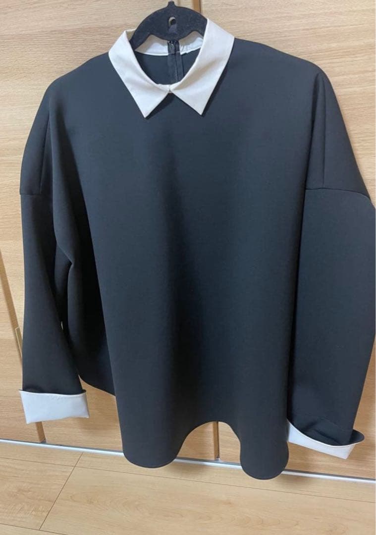 美品 ルフィル スキューバダンボールブラウス ブラック 美品 ルフィル スキューバダンボールブラウス ブラック