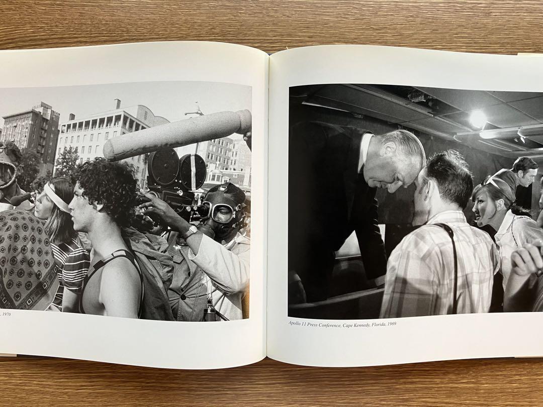 Public Relations／Garry Winogrand