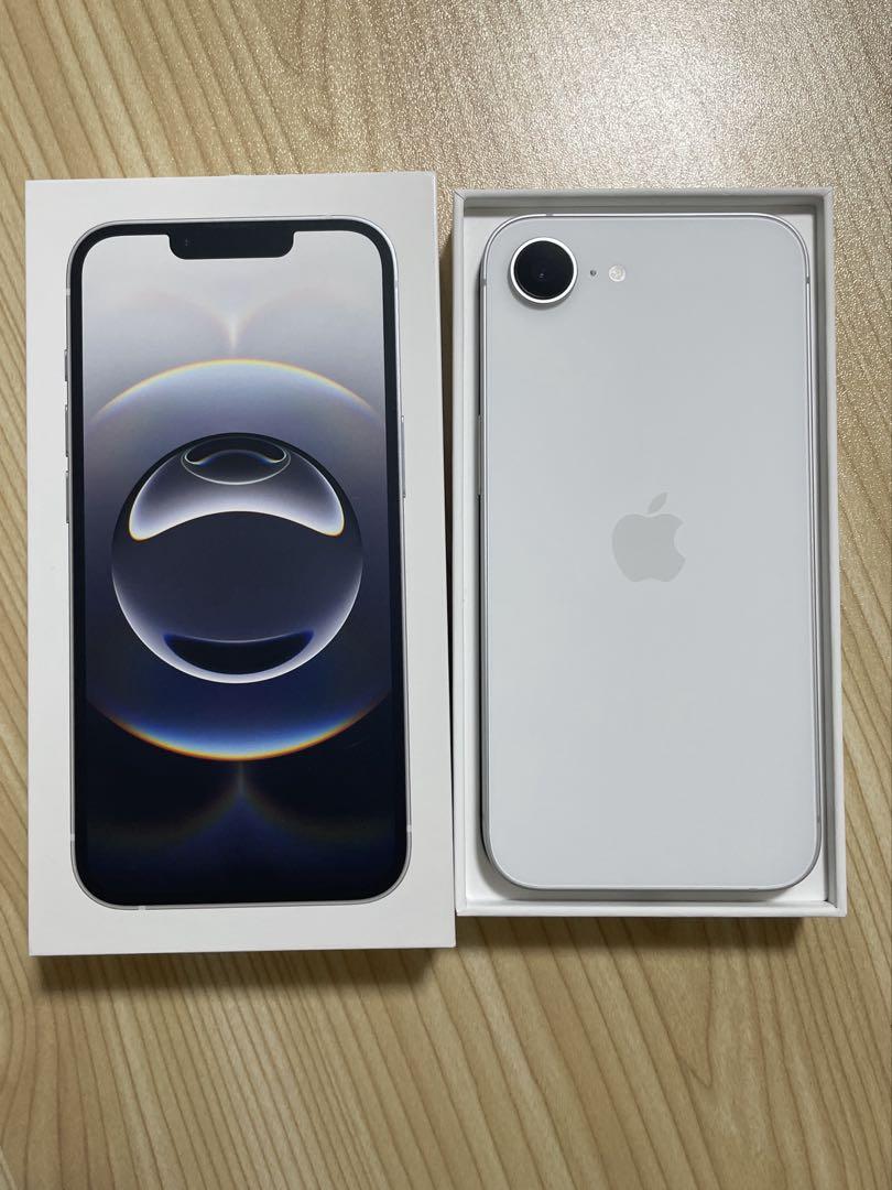 iPhone16e 256GB ホワイト SIMフリー - メルカリ