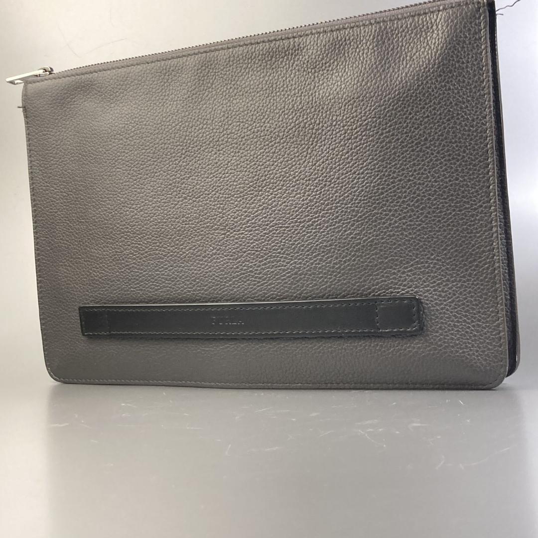 ほぼ未使用 フルラ FURLA グレー 本革シボ レザークラッチバッグ