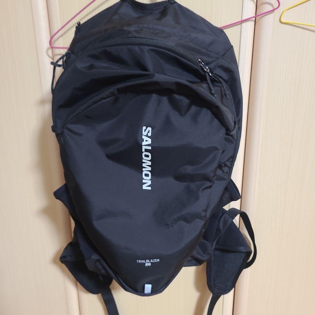 バッグ SALOMON TRAILBLAZER 20