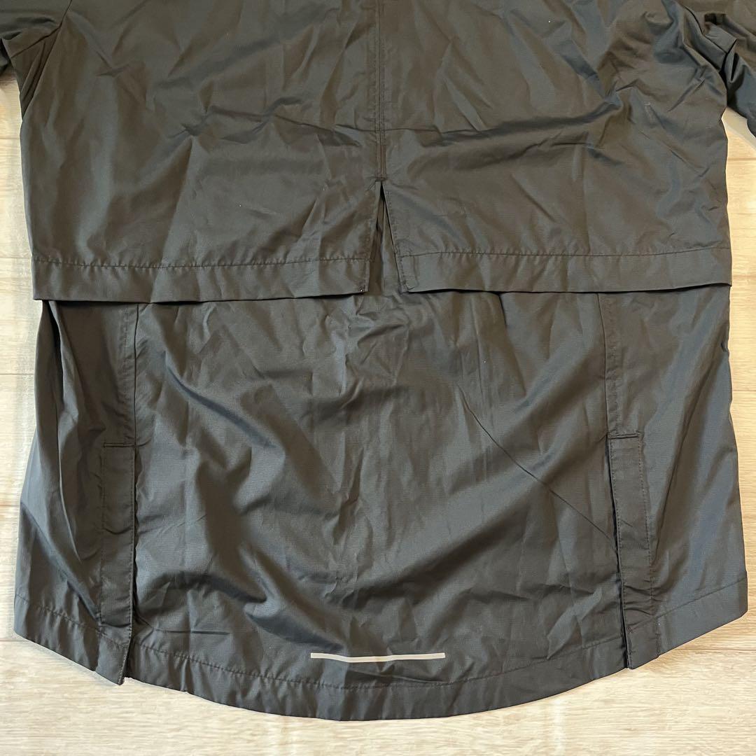 新品タグ付き NIKE ウィンドブレーカー Mサイズ
