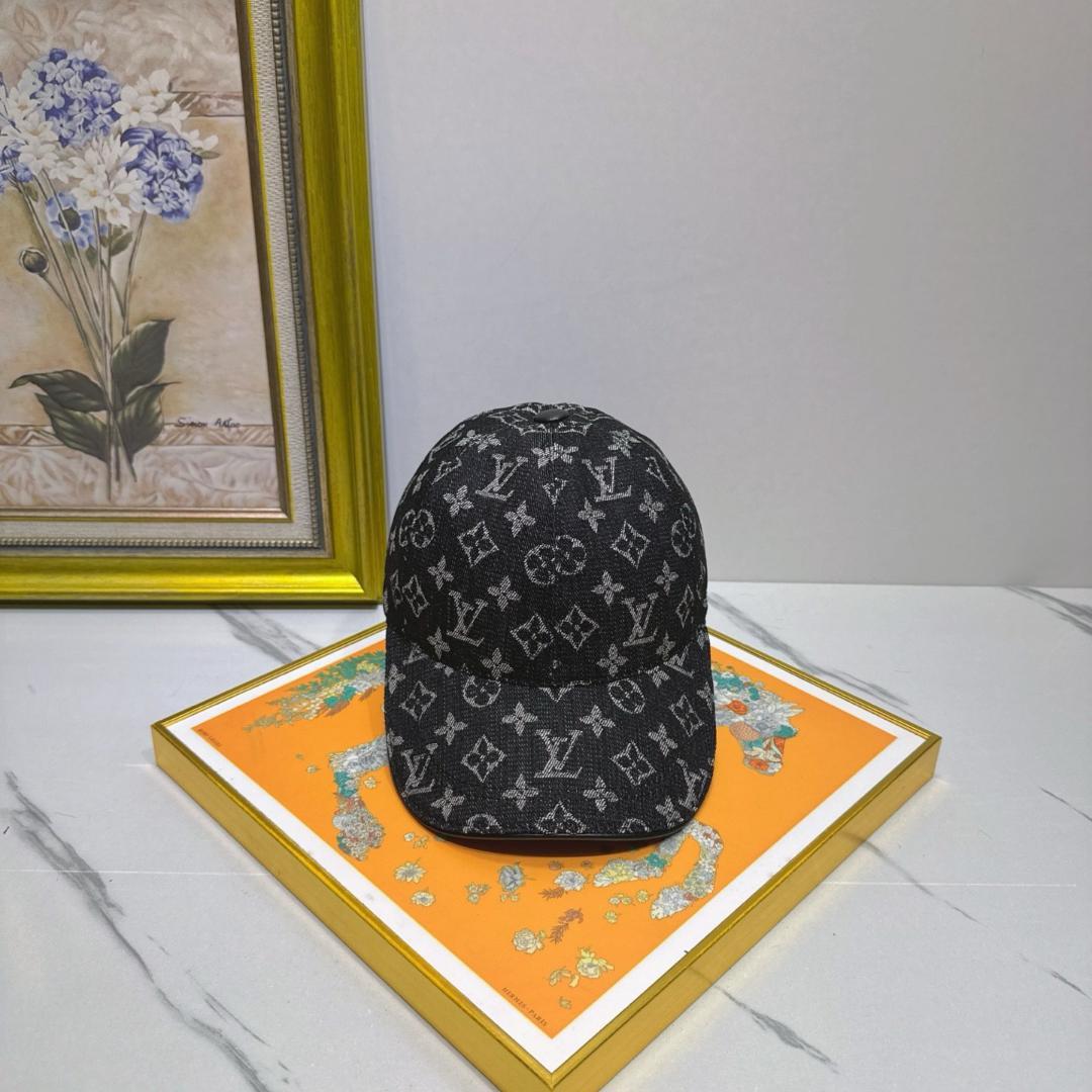 ルイ・ヴィトン ブラック ベースボールキャップ