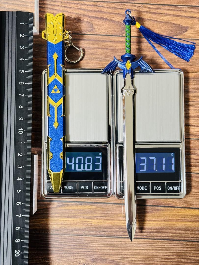 30cmマスターソードハイクオリティ ミニチュア キーホルダー アクセサリ 30cmマスターソード ゼルダの伝説 剣 ミニ武器 アクセサリー