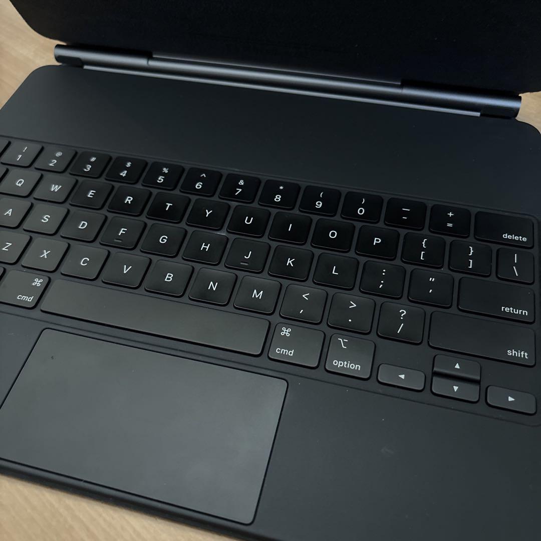【純正/US配列】Magic Keyboard iPad Pro 12.9用 Amazon.com: Apple Magic Keyboard for 12.9-inch iPad Pro