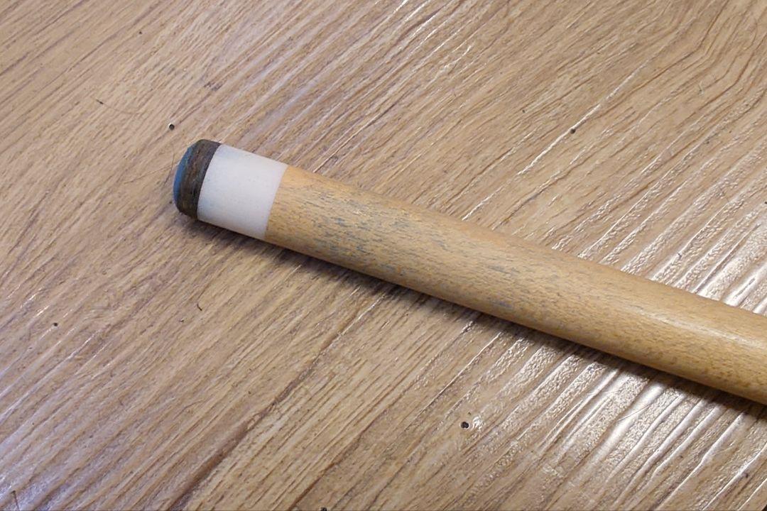 スリー用キュー